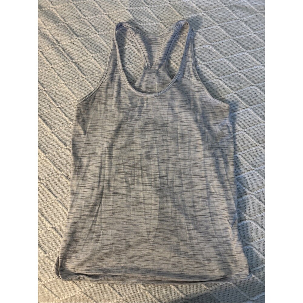Lululemon Tank Top Women Gray Essential Pleated Athletic Yoga Gym Racerback